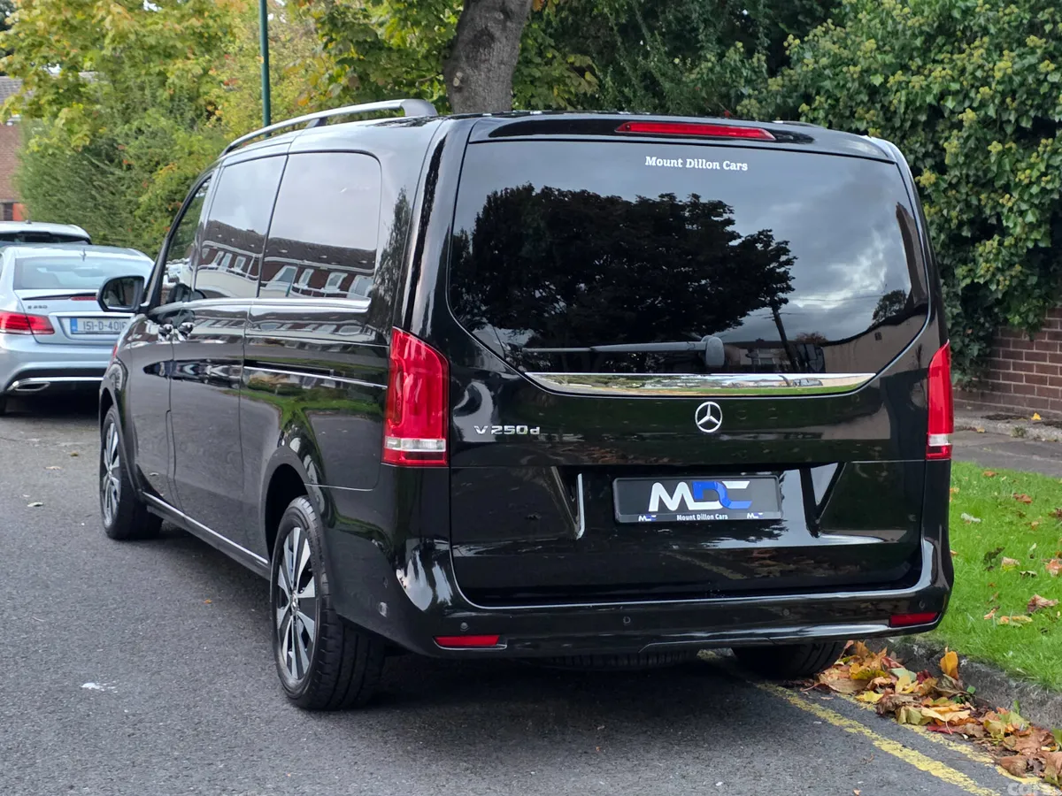 Mercedes-Benz V-Class MPV, Diesel, 2023, Black
