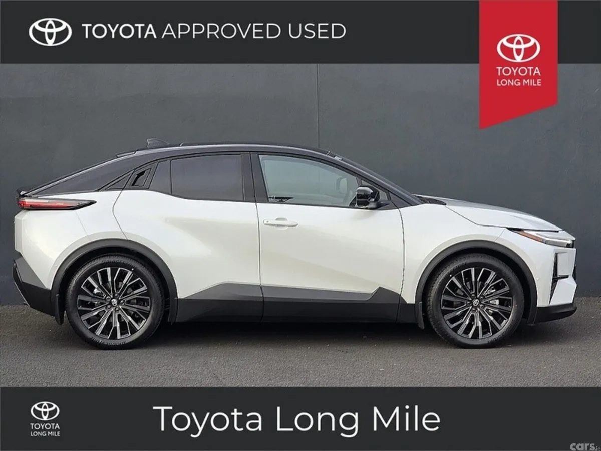 Toyota C-HR Estate, Electric, 2026, White