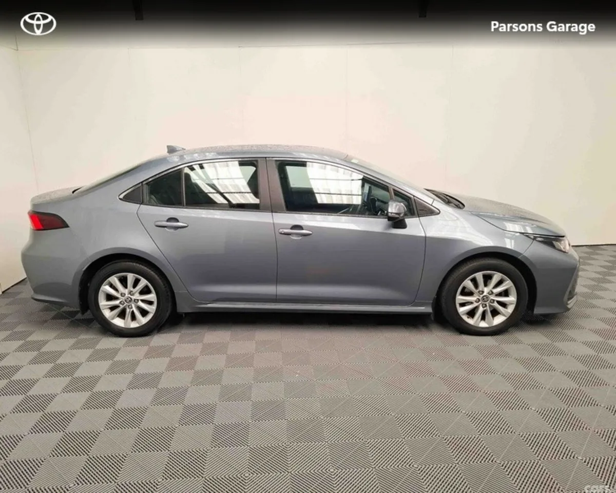 Toyota Corolla Saloon, Petrol Hybrid, 2023, Grey