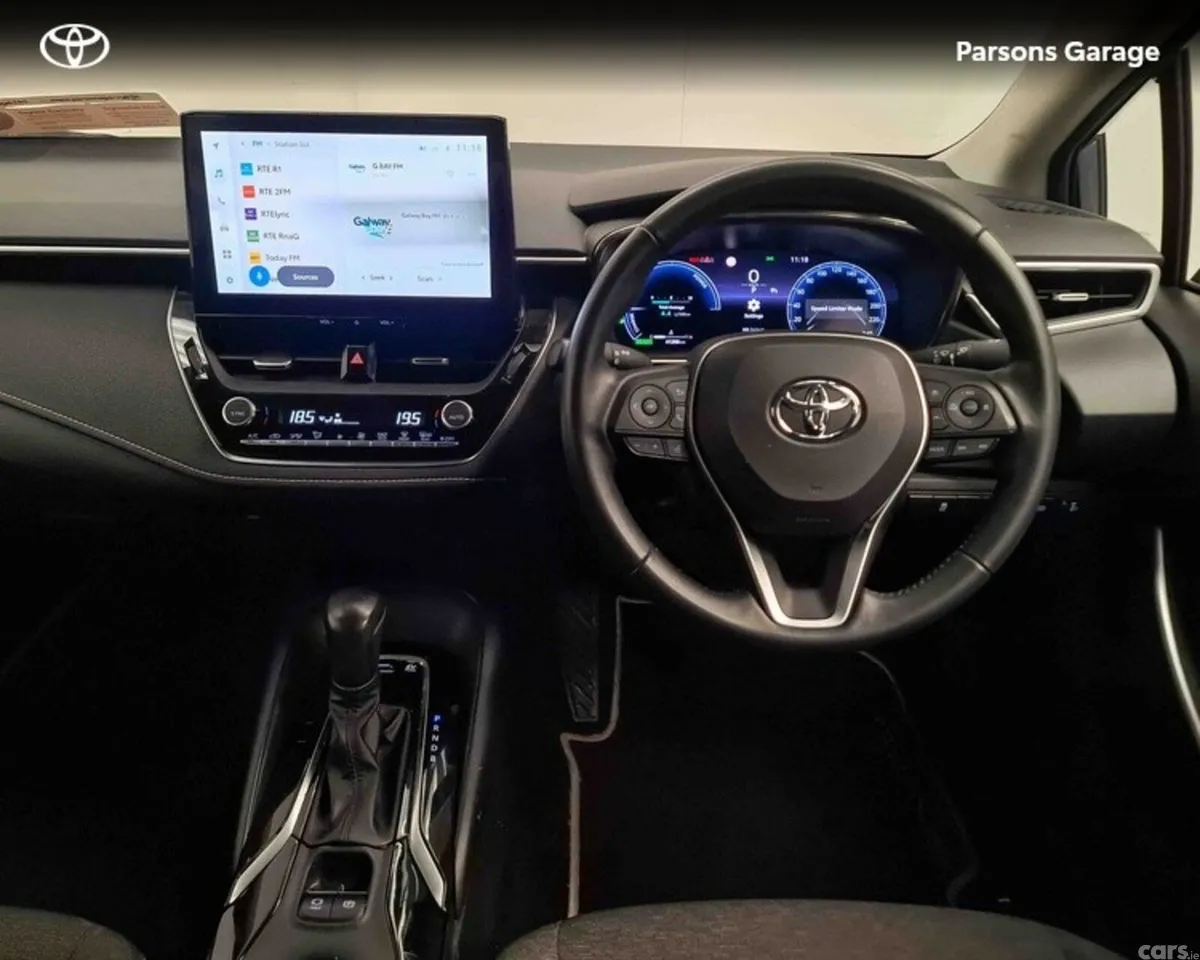 Toyota Corolla Saloon, Petrol Hybrid, 2023, Grey