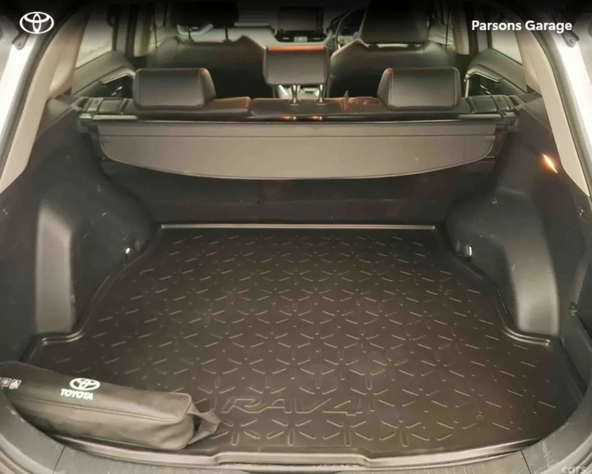 Toyota RAV4 SUV, Petrol Hybrid, 2019, Silver
