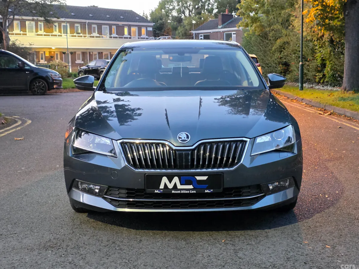 Skoda Superb Saloon, Diesel, 2017, Grey