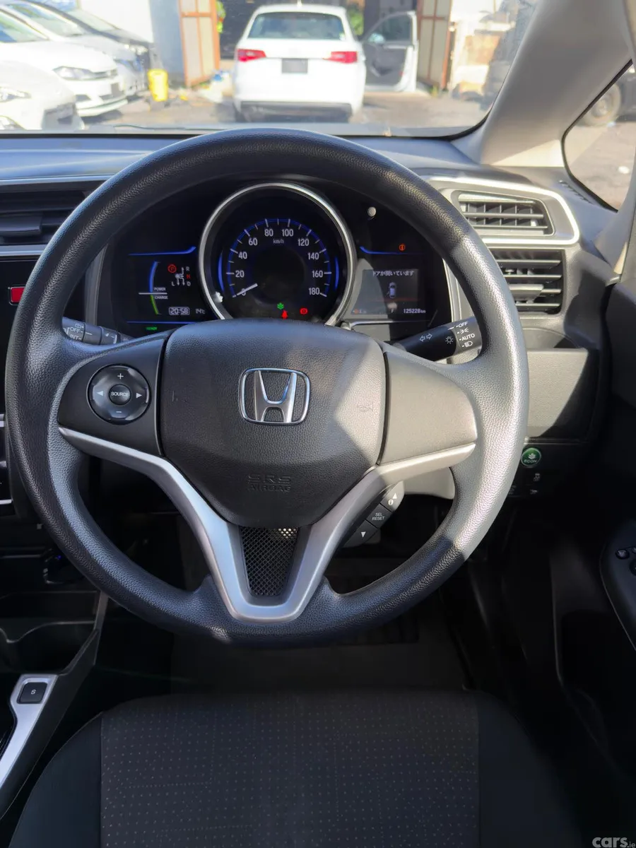 Honda Fit Hatchback, Petrol Hybrid, 2015, White