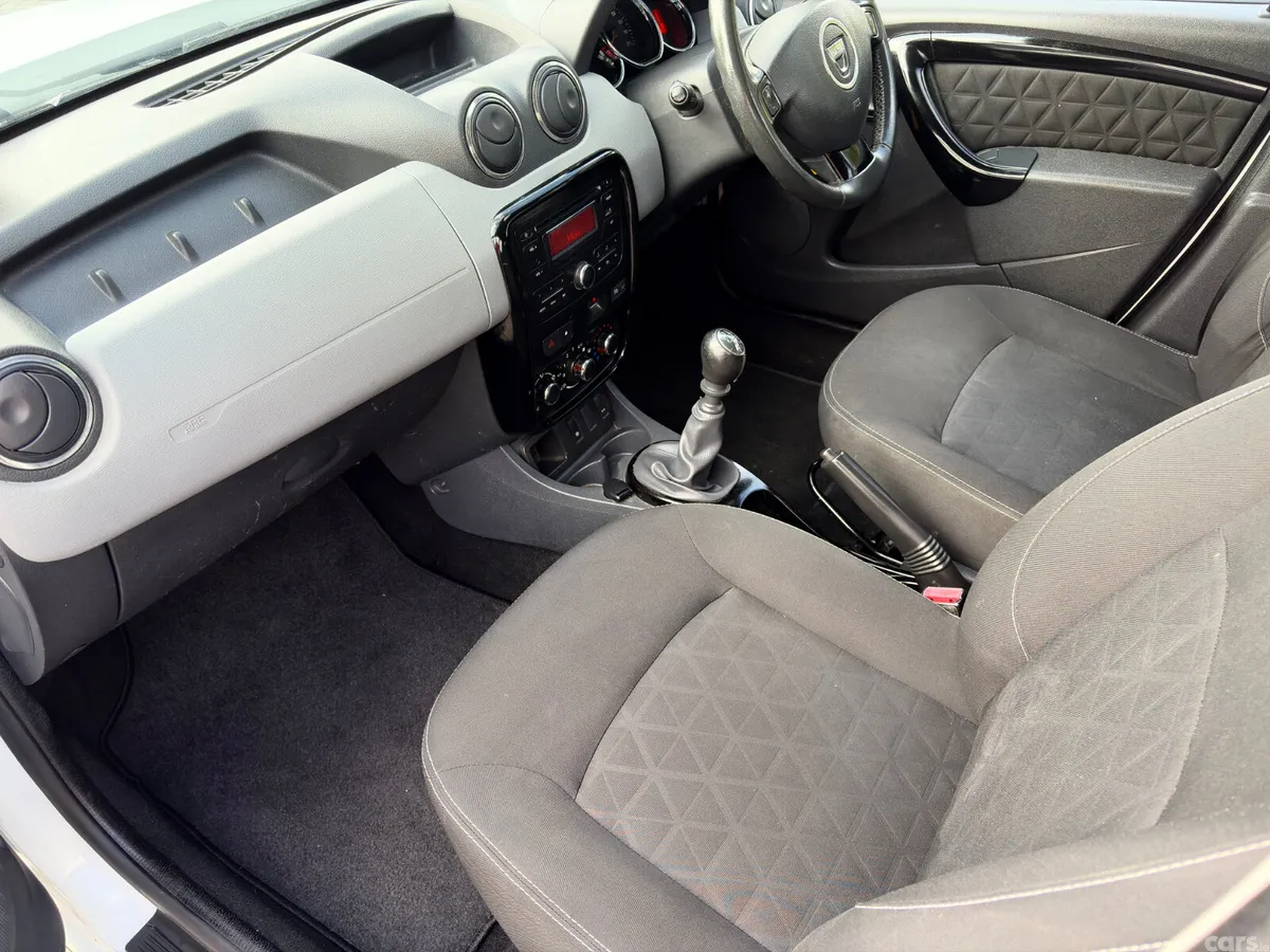 Dacia Duster SUV, Diesel, 2016, White