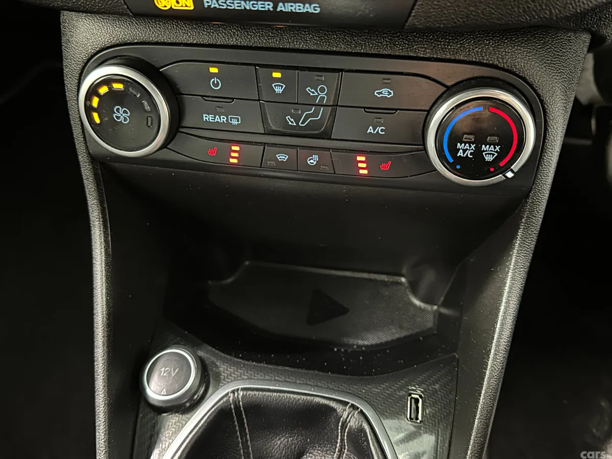 Ford Fiesta Hatchback, Diesel, 2018, White