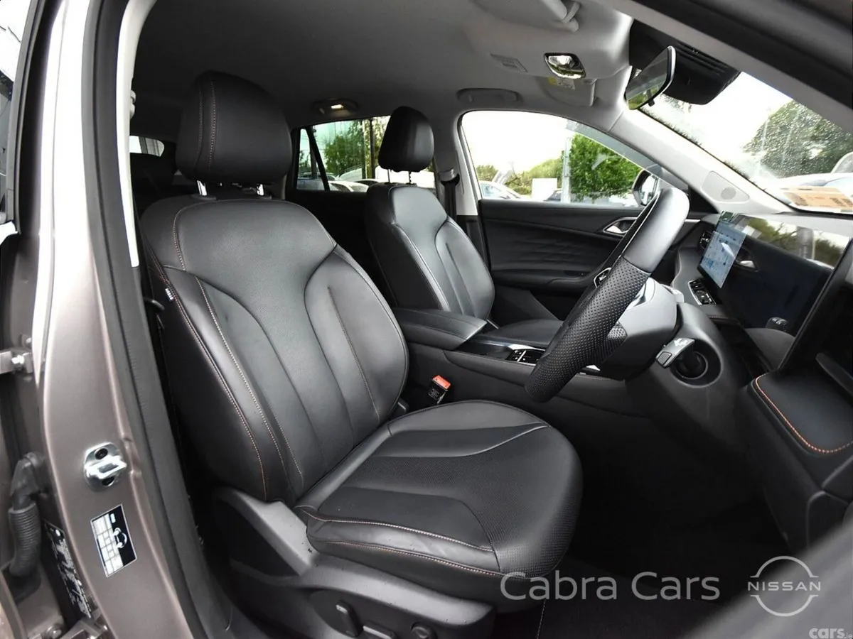 MG HS Hatchback, Petrol Plug-in Hybrid, 2025, Grey