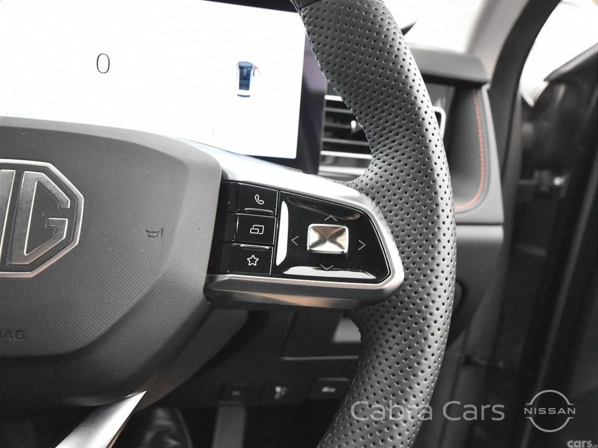 MG HS Hatchback, Petrol Plug-in Hybrid, 2025, Grey