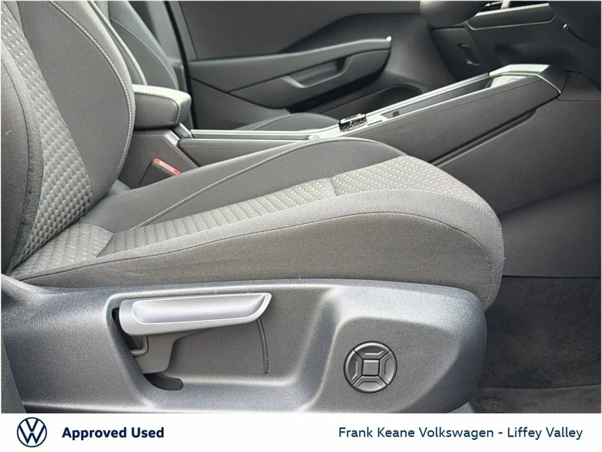 Volkswagen T-Roc SUV, Petrol, 2026, Black