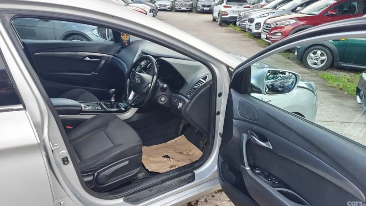 Hyundai i40 Estate, Diesel, 2014, Silver