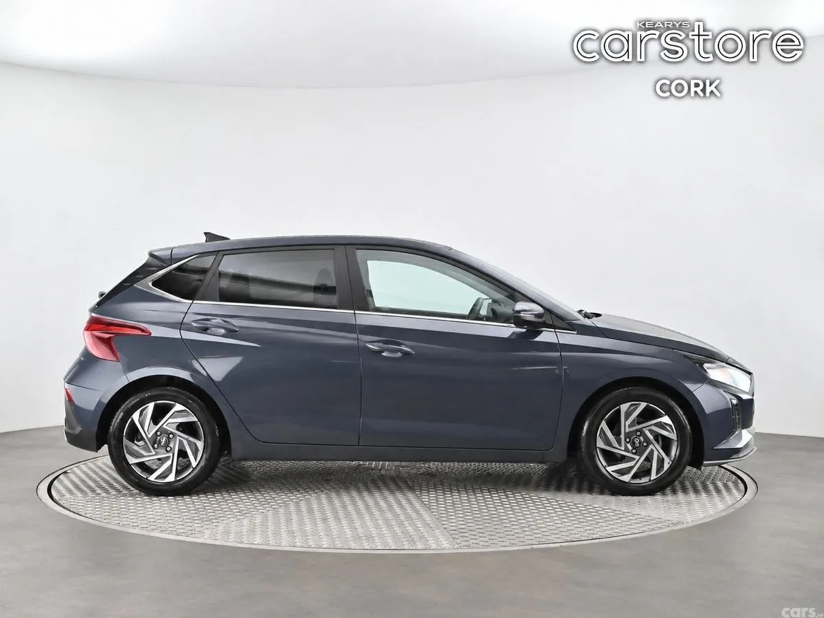 Hyundai i20 Hatchback, Petrol, 2024, Grey