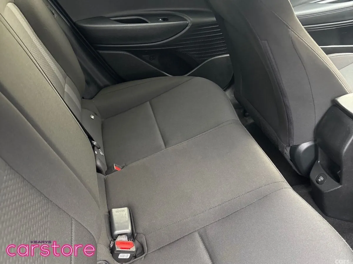 Hyundai i20 Hatchback, Petrol, 2024, Grey