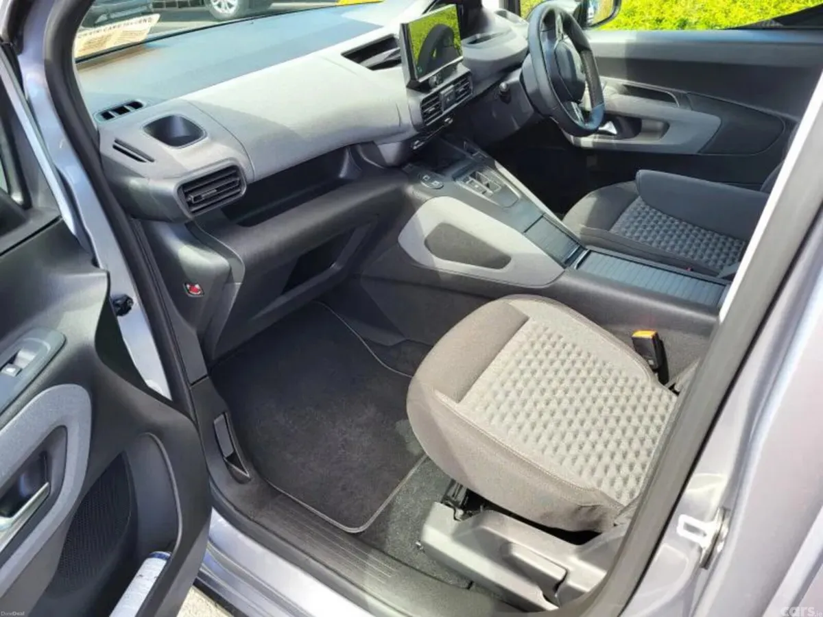 Peugeot Rifter MPV, Diesel, 2026, Grey