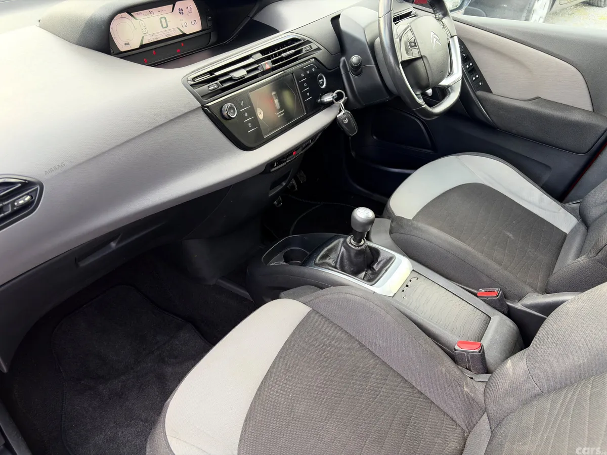 Citroen C4 Hatchback, Diesel, 2015, Red