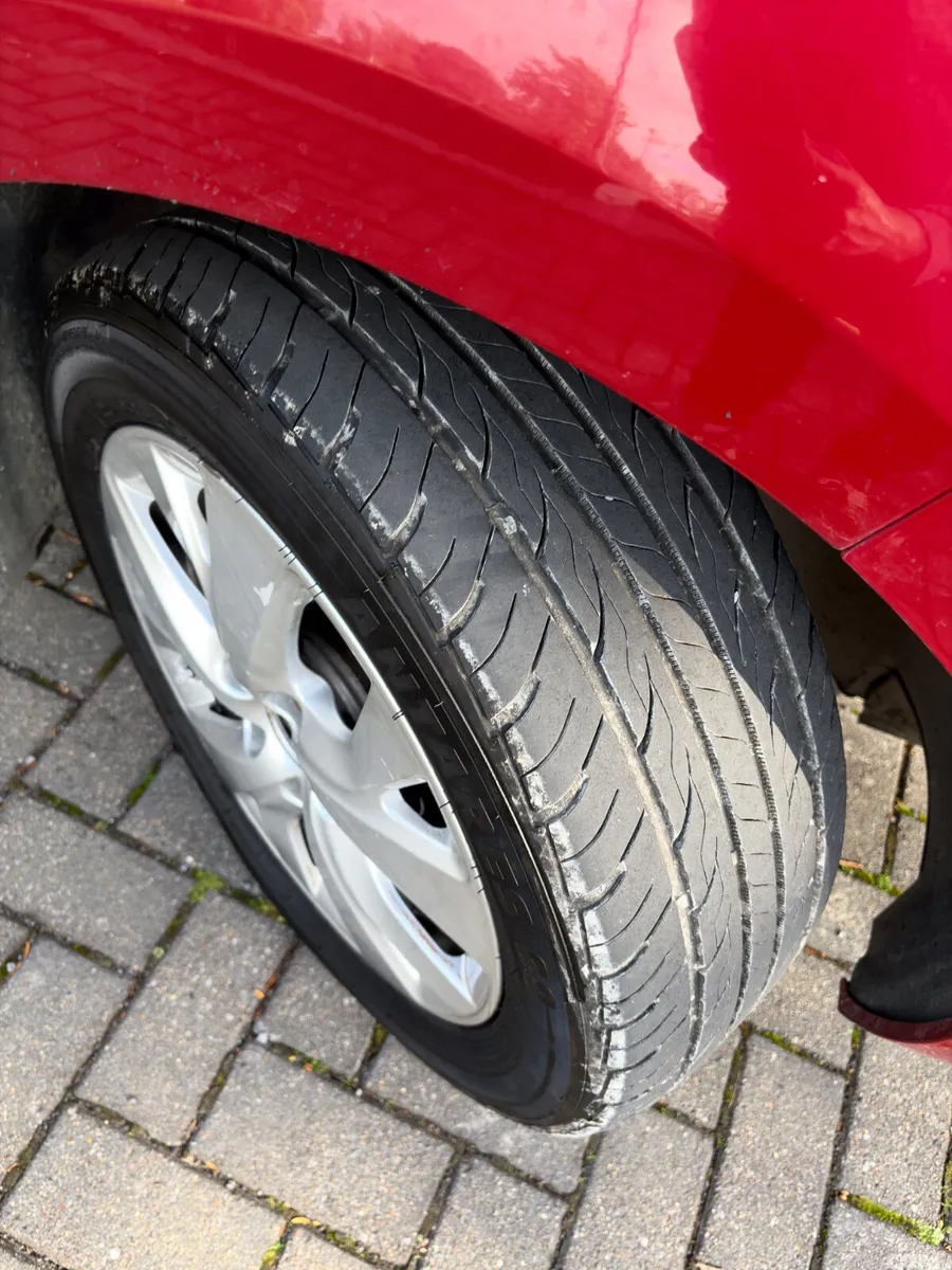 Citroen C4 Hatchback, Diesel, 2015, Red