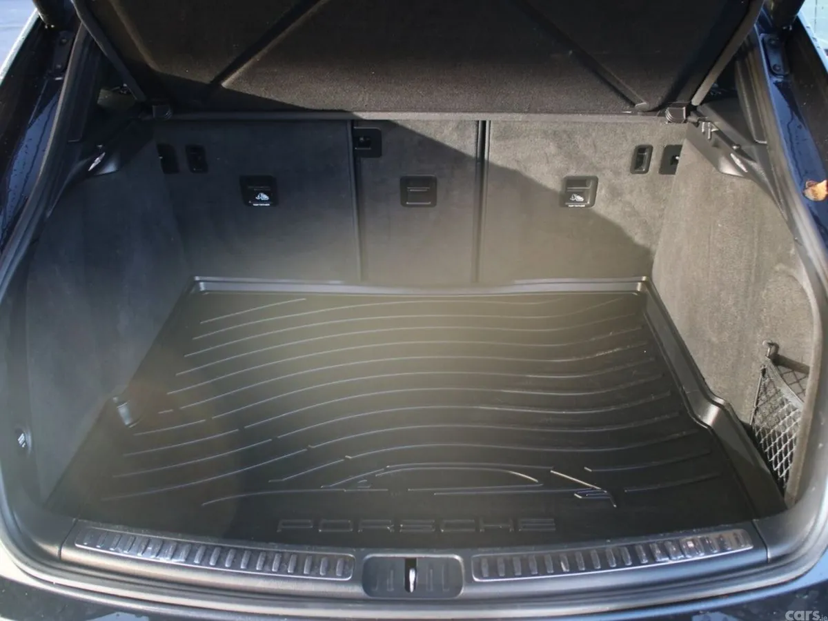 Porsche Macan SUV, Petrol, 2021, Grey