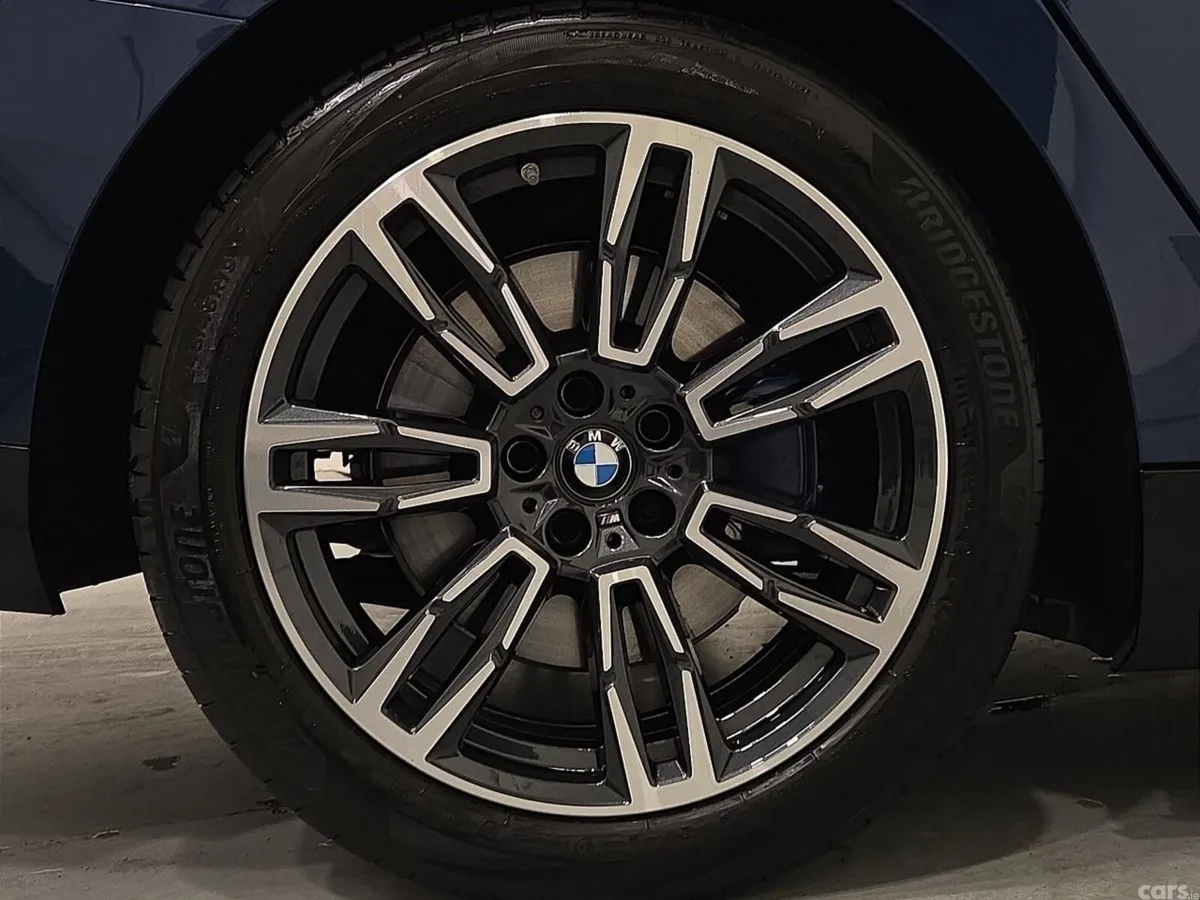 BMW 5-Series Saloon, Petrol Hybrid, 2026, Blue
