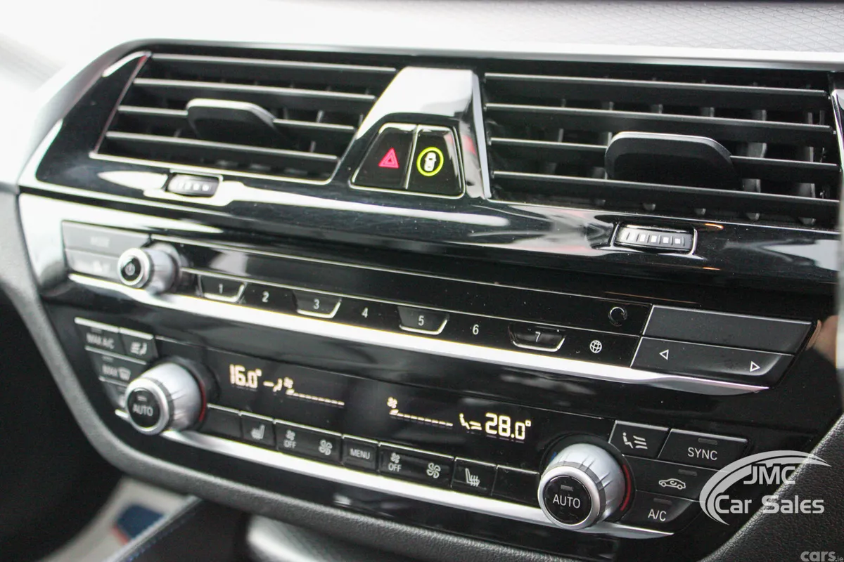 BMW 5-Series Estate, Diesel Hybrid, 2022, Black