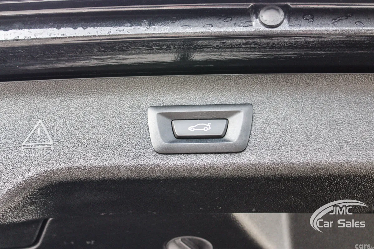 BMW 5-Series Estate, Diesel Hybrid, 2022, Black