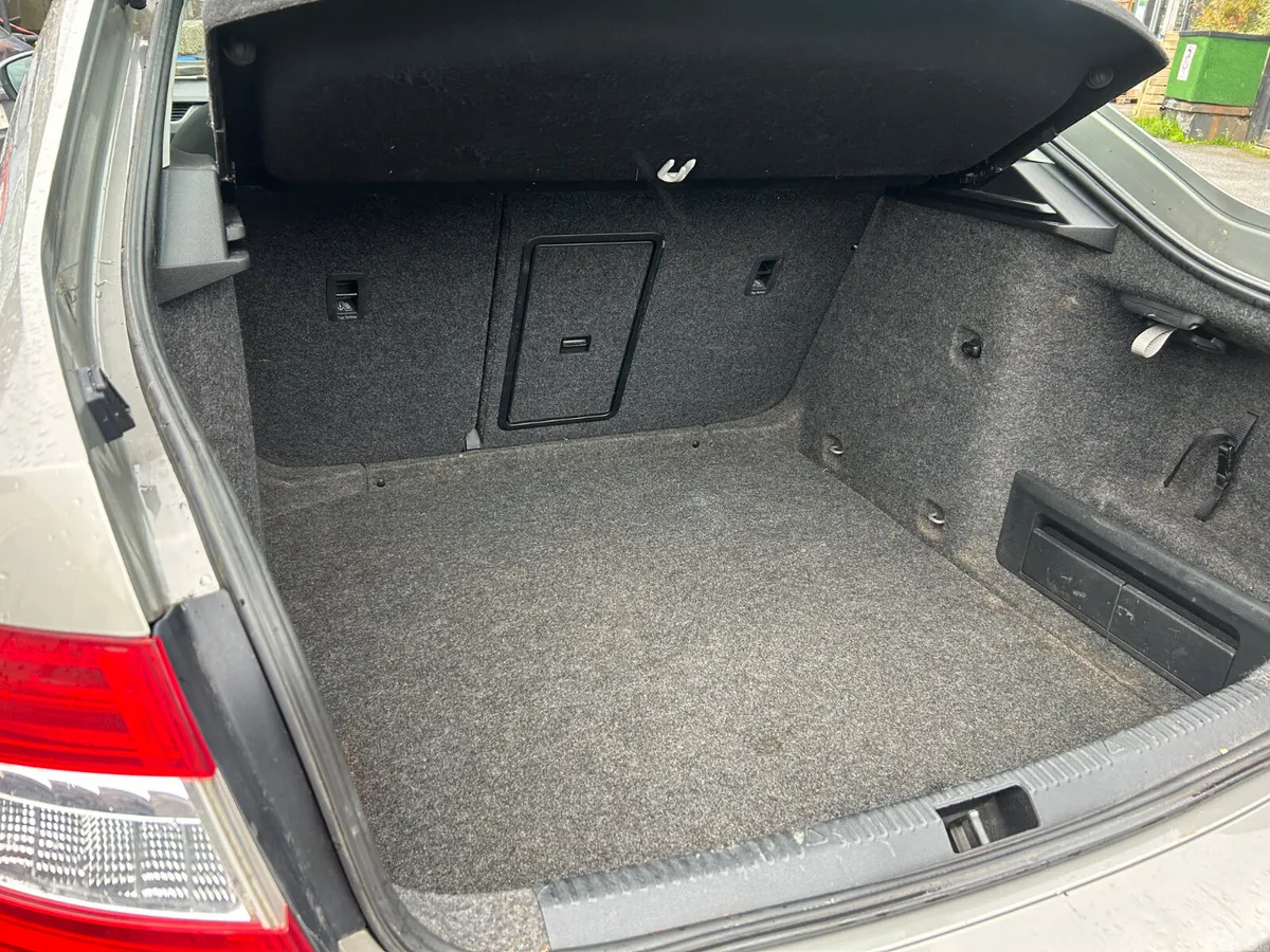 Skoda Octavia Saloon, Diesel, 2014, Beige