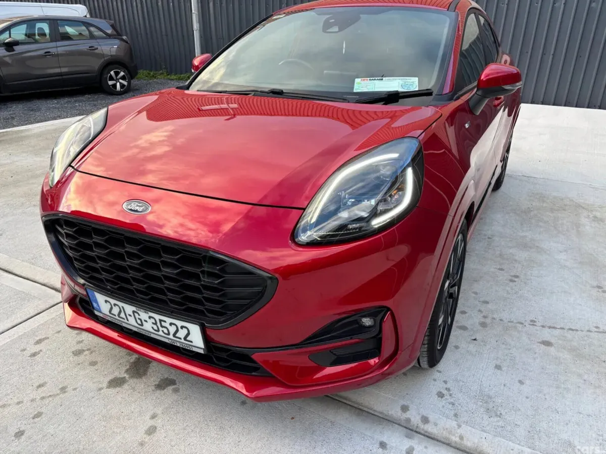 Ford Puma MPV, Petrol Hybrid, 2022, Red