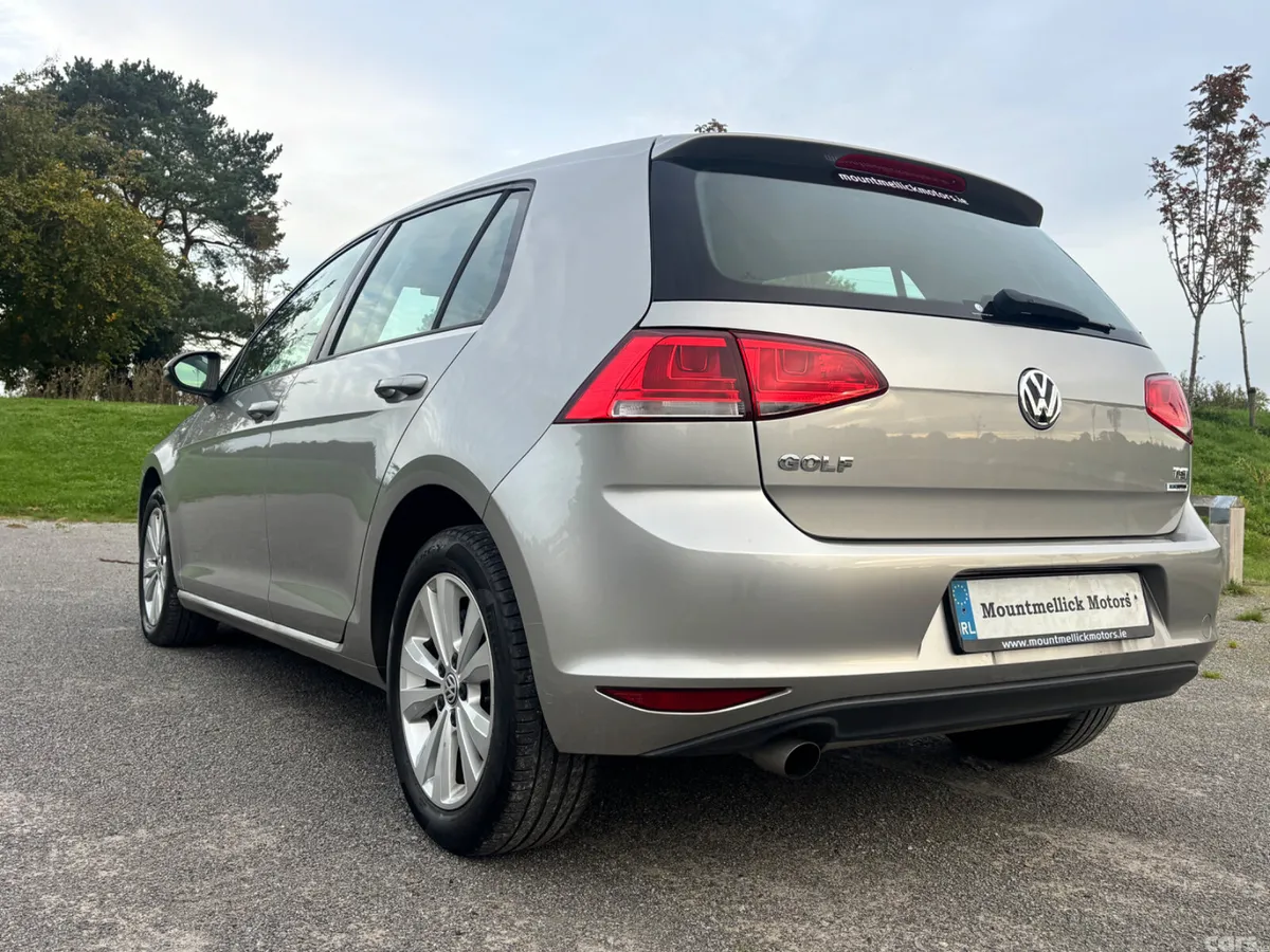 Volkswagen Golf Hatchback, Petrol, 2015, Silver