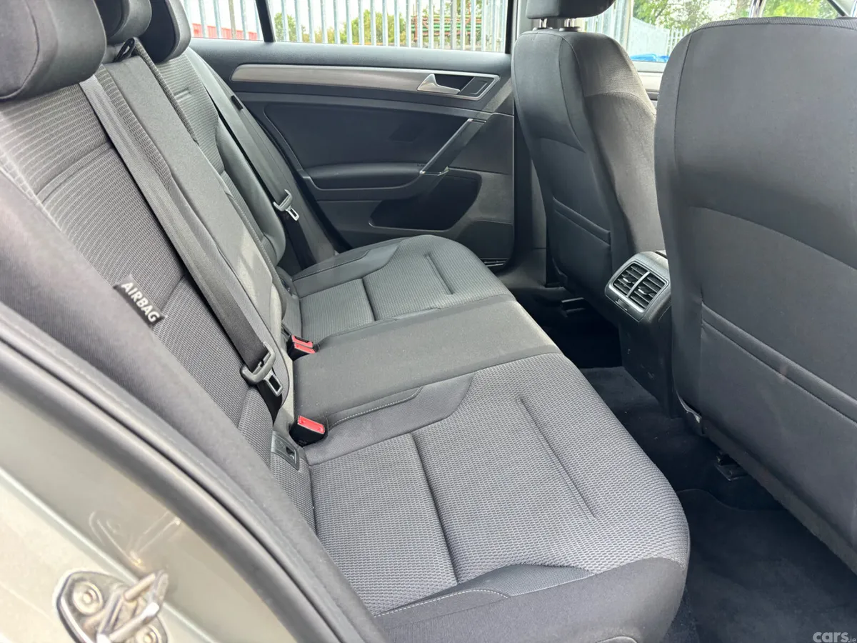 Volkswagen Golf Hatchback, Petrol, 2015, Silver