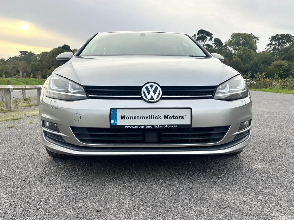 Volkswagen Golf Hatchback, Petrol, 2015, Silver
