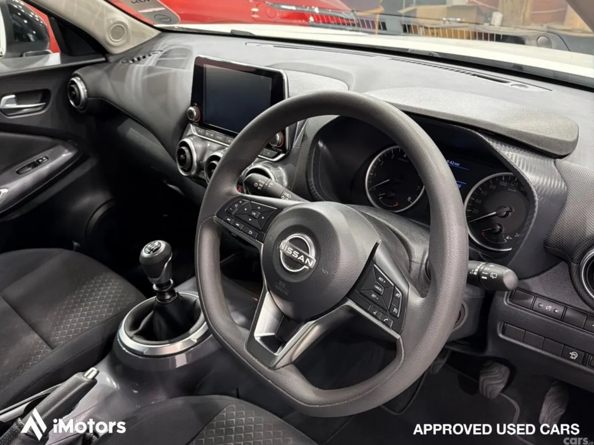 Nissan Juke SUV, Petrol, 2023, White