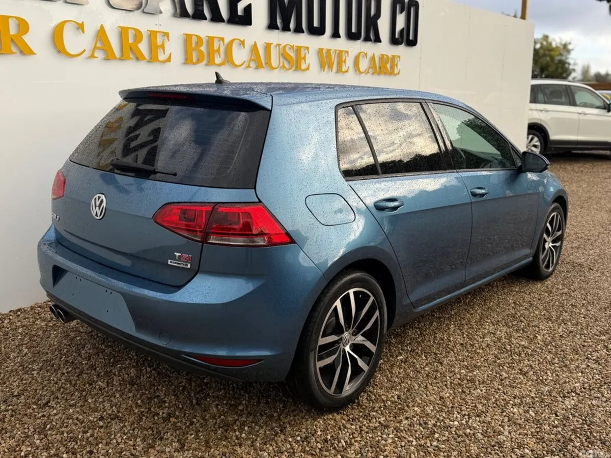 Volkswagen Golf Hatchback, Petrol, 2016, Blue