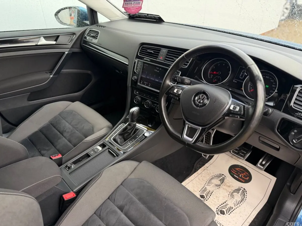 Volkswagen Golf Hatchback, Petrol, 2016, Blue