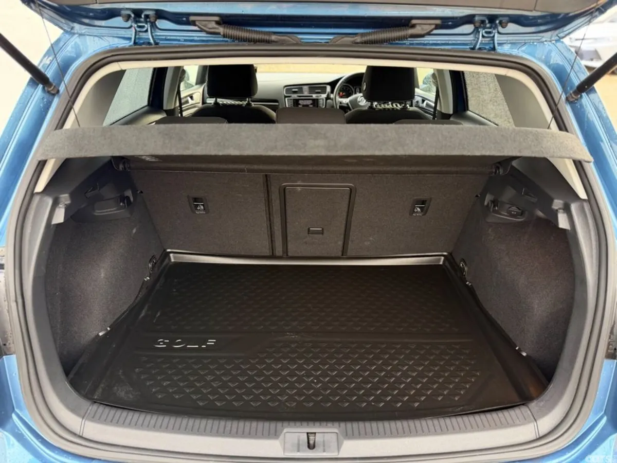 Volkswagen Golf Hatchback, Petrol, 2016, Blue