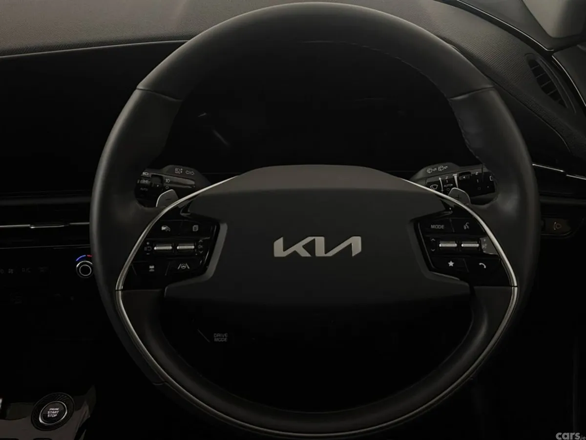 Kia Niro Hatchback, Petrol Plug-in Hybrid, 2025, White