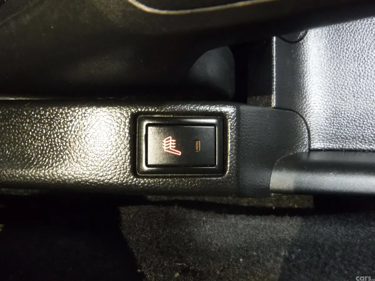 Suzuki Swift Hatchback, Petrol, 2023, Silver