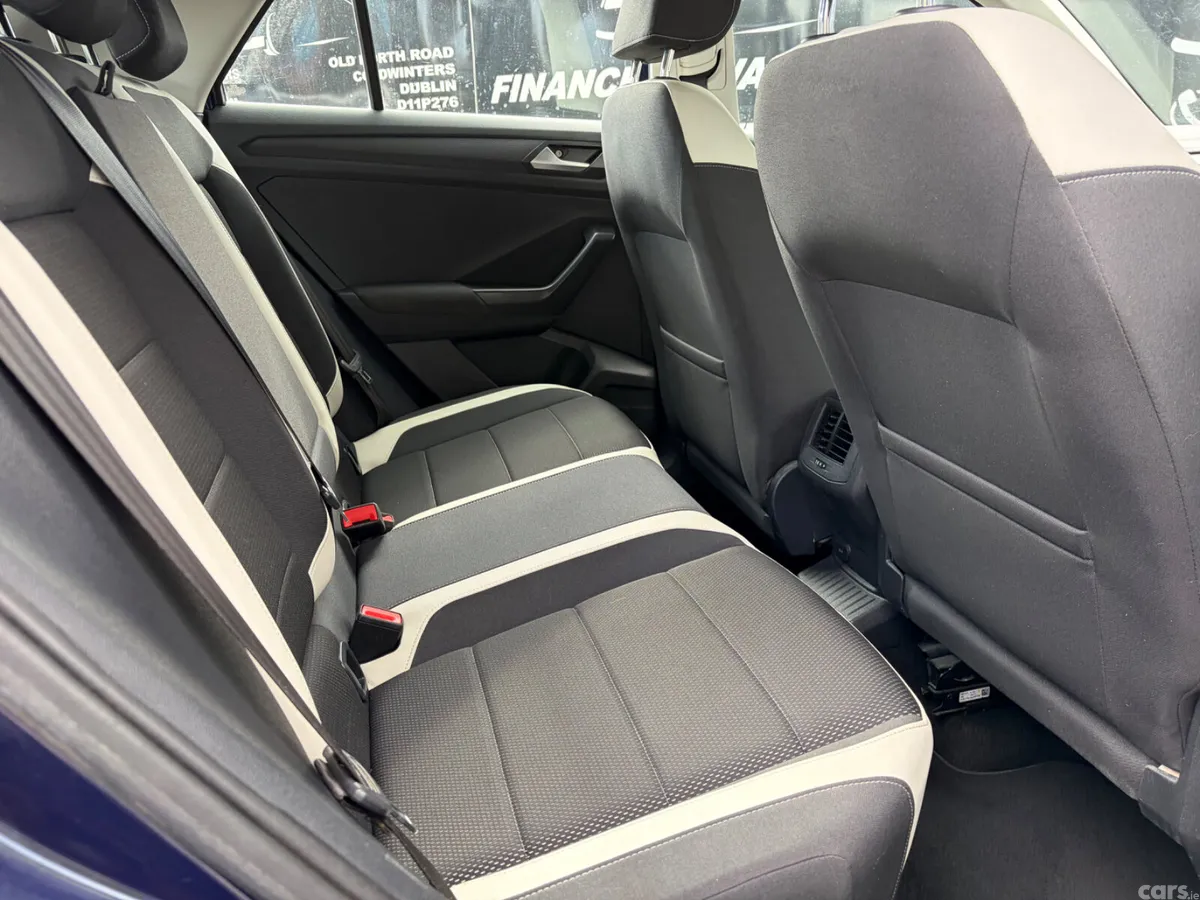 Volkswagen T-Roc SUV, Diesel, 2019, Blue