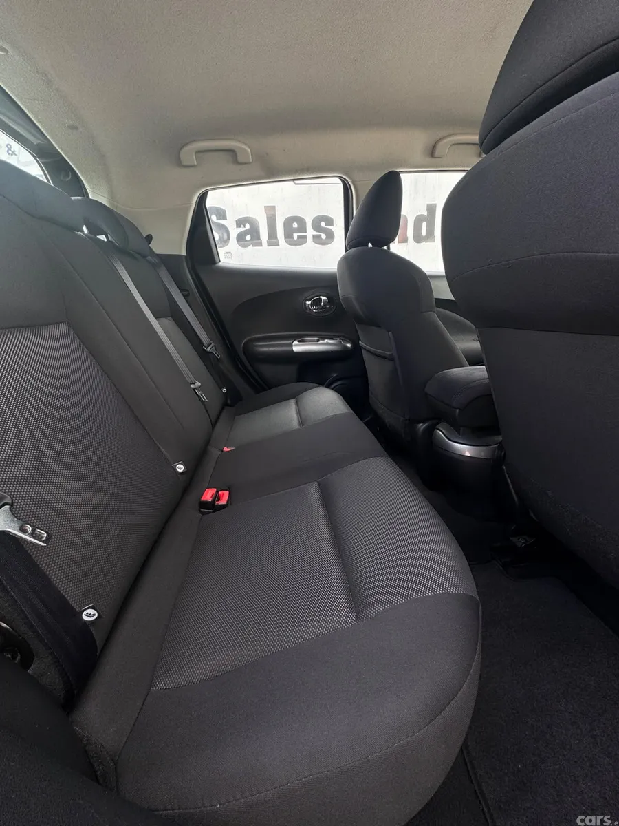 Nissan Juke SUV, Petrol, 2014, Silver