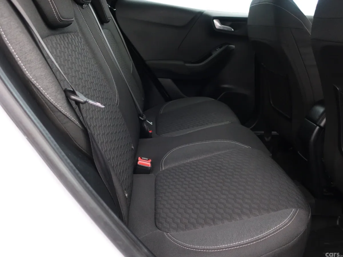 Ford Puma MPV, Petrol Hybrid, 2023, White