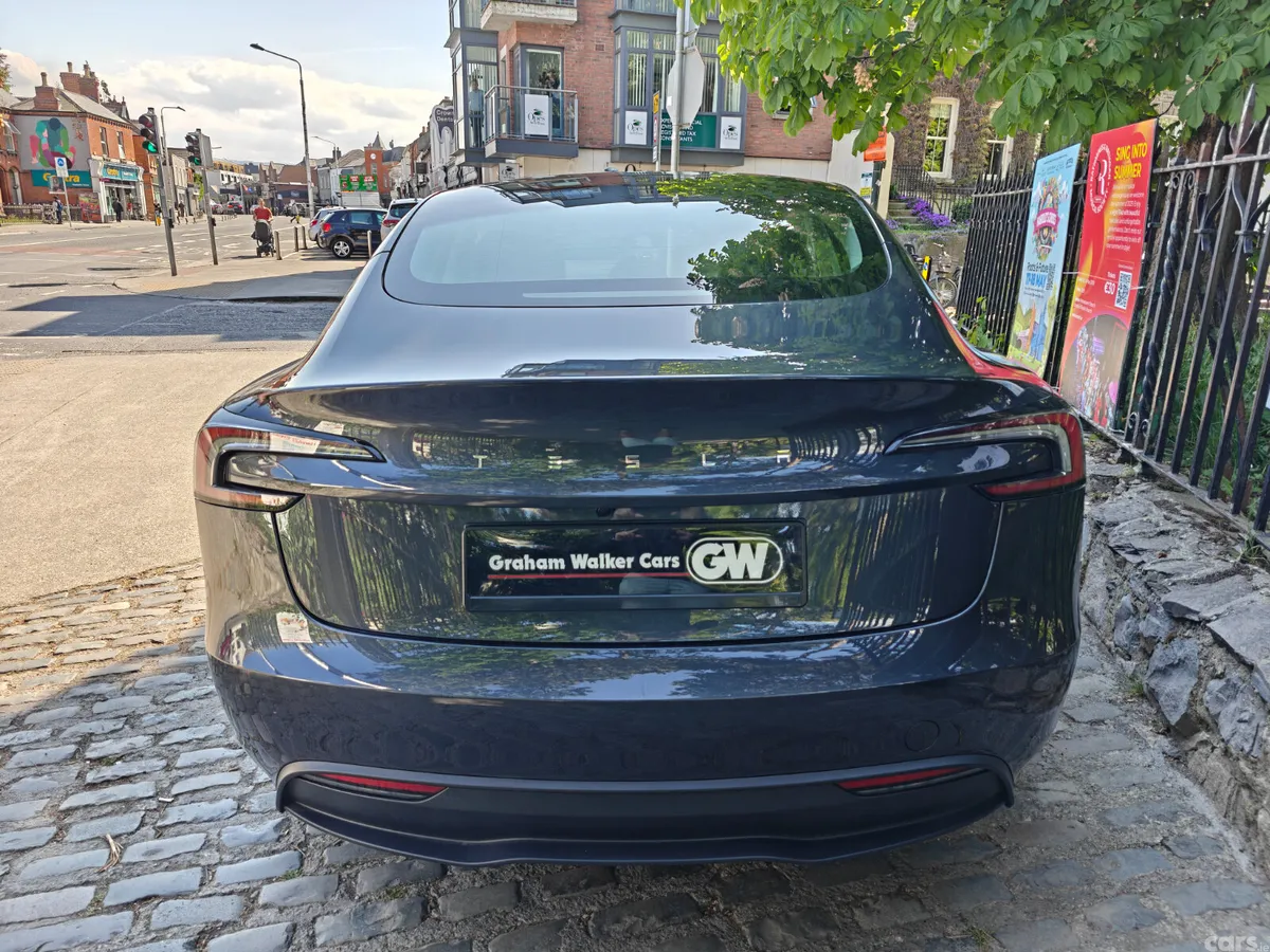 Tesla Model 3 Saloon, Electric, 2026, Grey