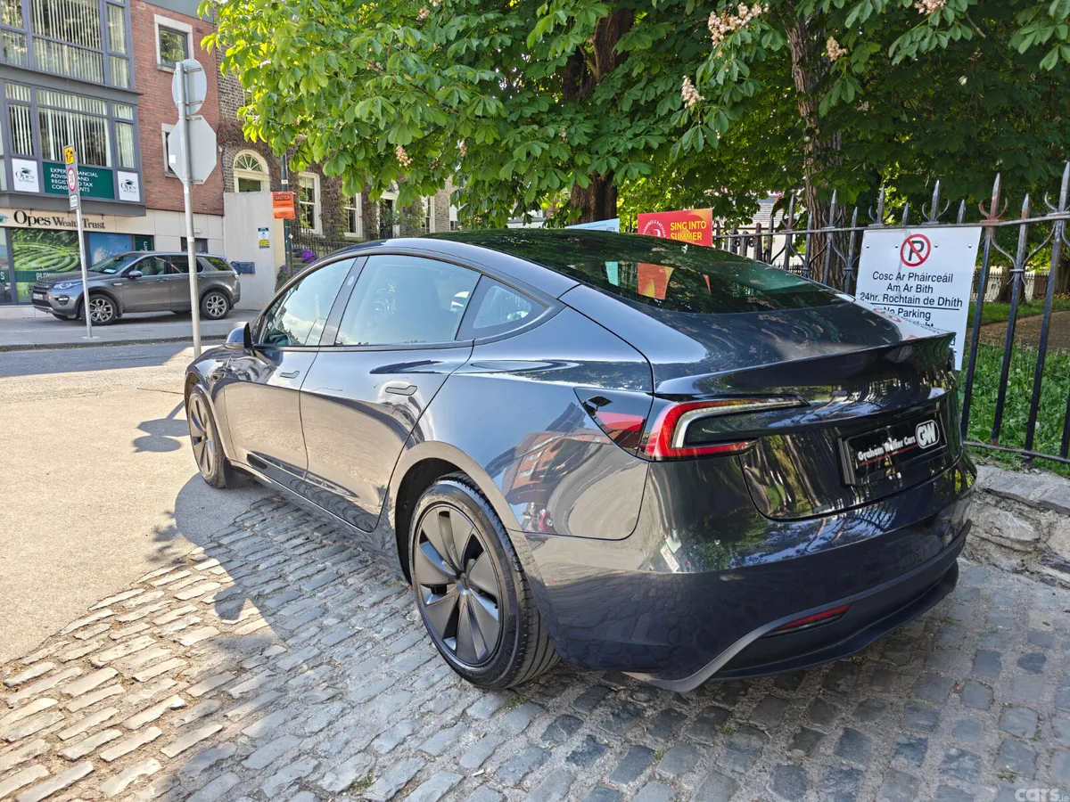 Tesla Model 3 Saloon, Electric, 2026, Grey