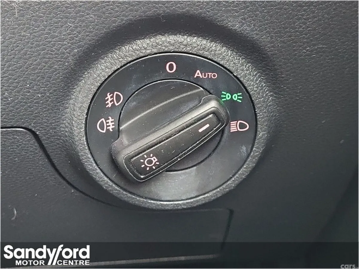 SEAT Arona SUV, Petrol, 2023, White