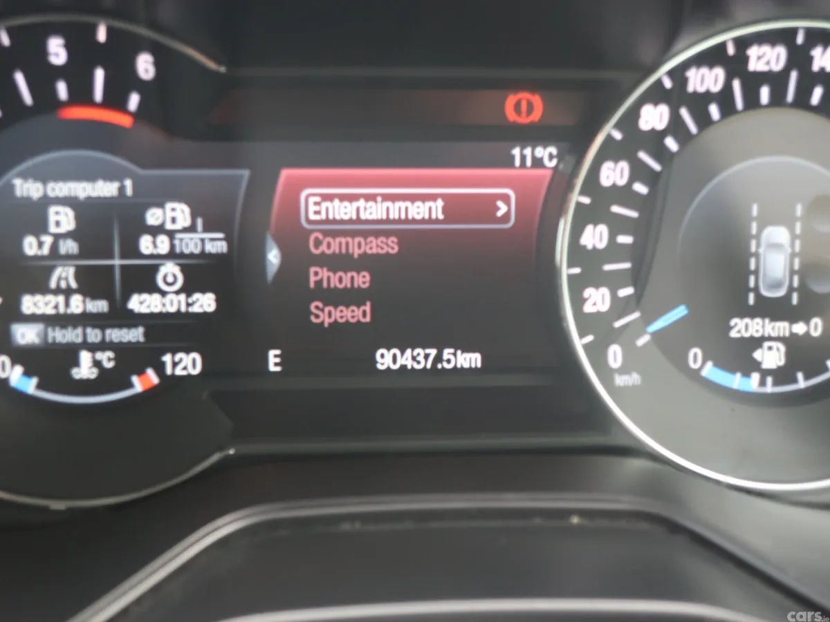 Ford Mondeo Hatchback, Diesel, 2018, Grey
