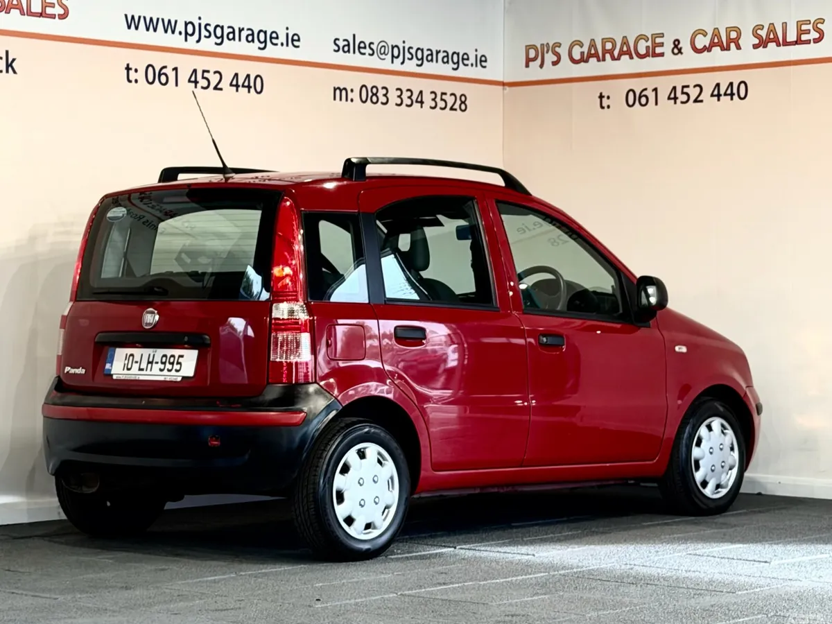 Fiat Panda Hatchback, Petrol, 2010, Red