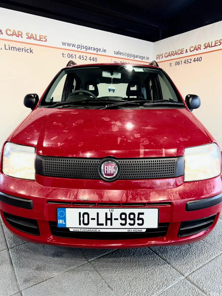 Fiat Panda Hatchback, Petrol, 2010, Red