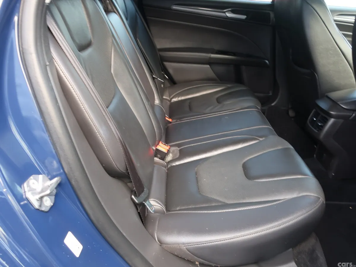Ford Mondeo Hatchback, Diesel, 2021, Blue