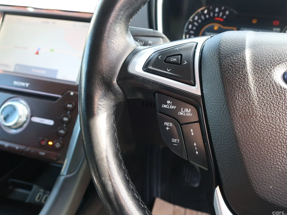 Ford Mondeo Hatchback, Diesel, 2021, Blue