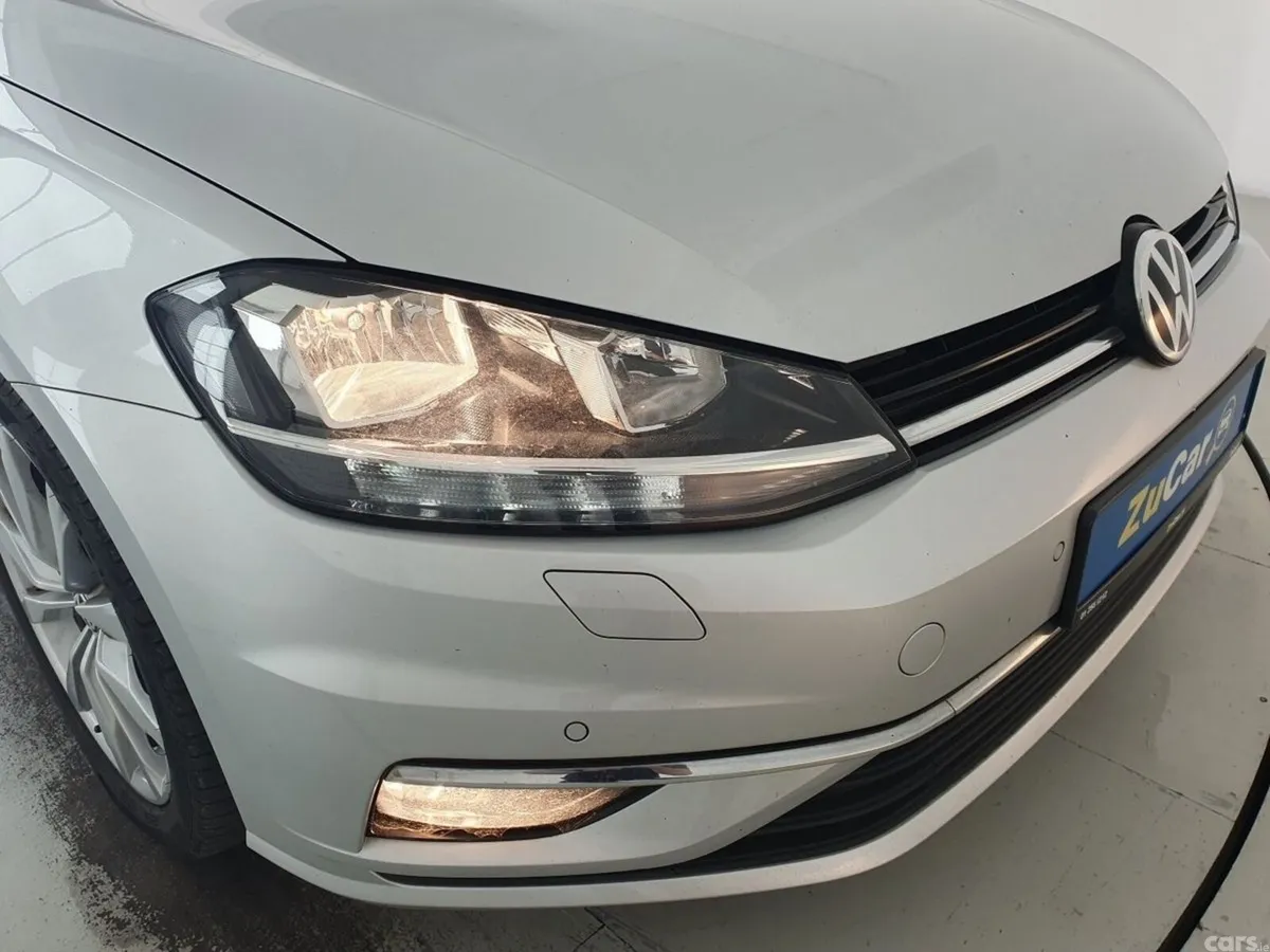Volkswagen Golf Hatchback, Petrol, 2019, Grey