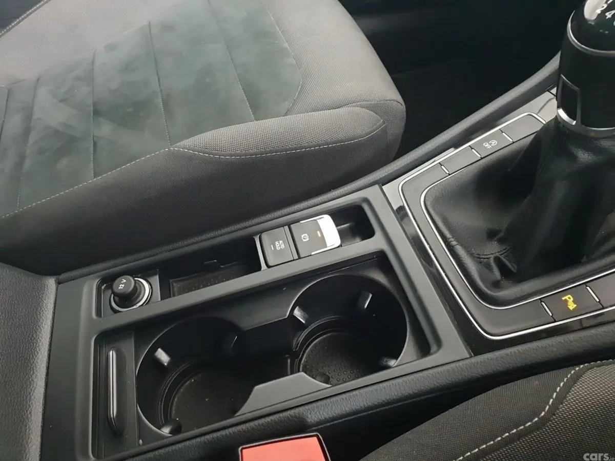 Volkswagen Golf Hatchback, Petrol, 2019, Grey