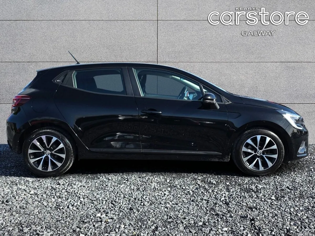 Renault Clio Hatchback, Petrol, 2023, Black