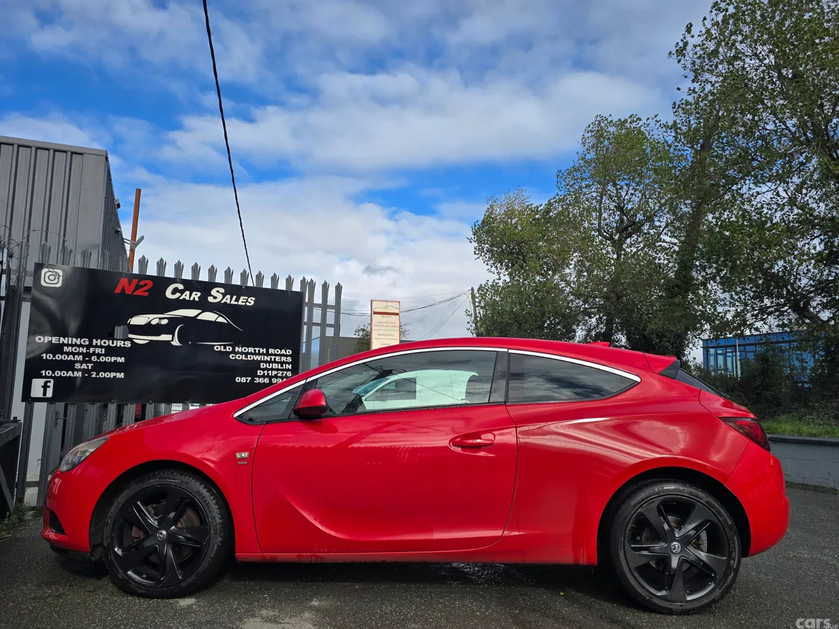 Opel Astra Hatchback, Diesel, 2018, Red