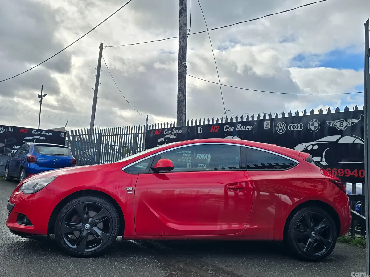 Opel Astra Hatchback, Diesel, 2018, Red