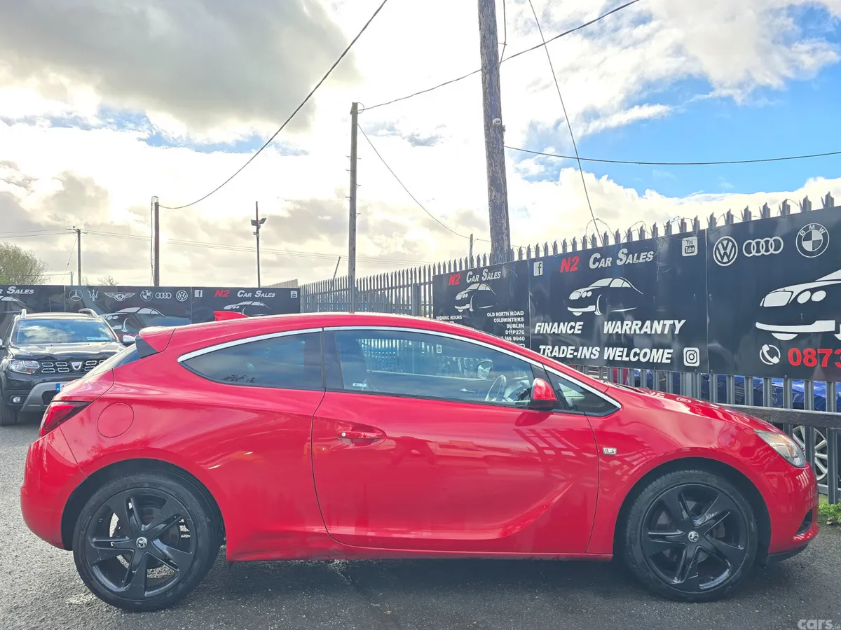 Opel Astra Hatchback, Diesel, 2018, Red